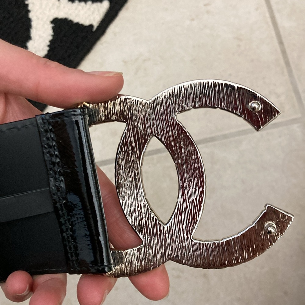 Wide Chanel belt - Picture 9 of 17